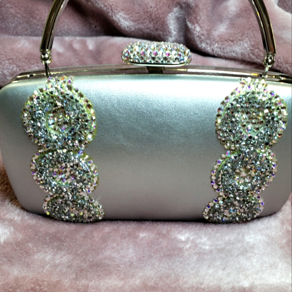 Jimmy Crystal Clutch